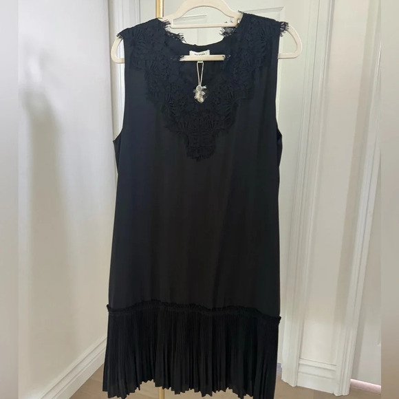 Max Studio size XL sleeveless black dress. - Picture 2 of 9